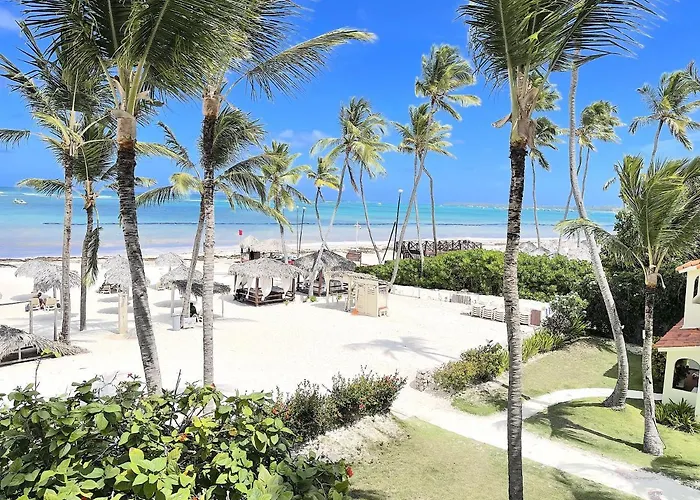 Beach Condo-Hotel With Villas & Private Apartments Wifi Bbq Beach Club & Spa
