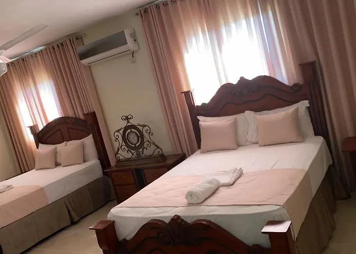 Aparta Hotel Venecia Montecristi