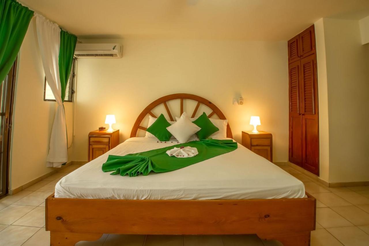 Plaza Europa 3*