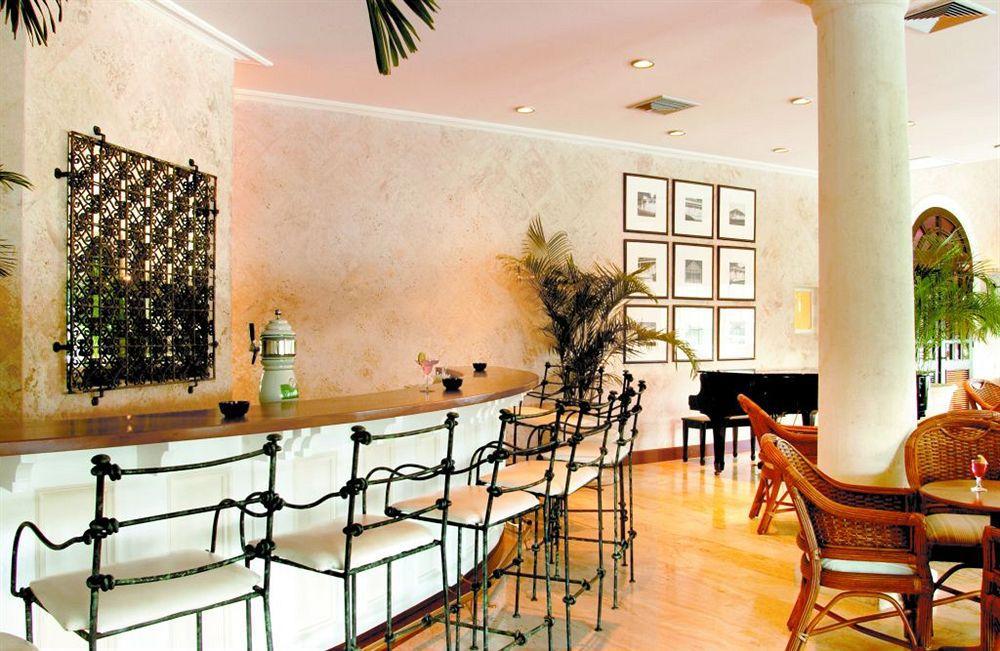 Vh Atmosphere Adults Only 4*