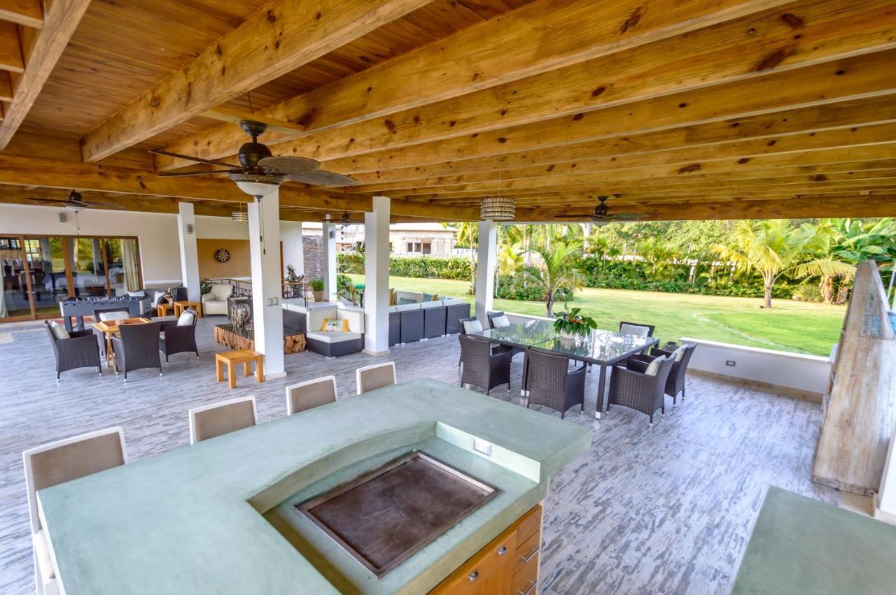 Stunning With Private Pool And Jacuzzi In Villa