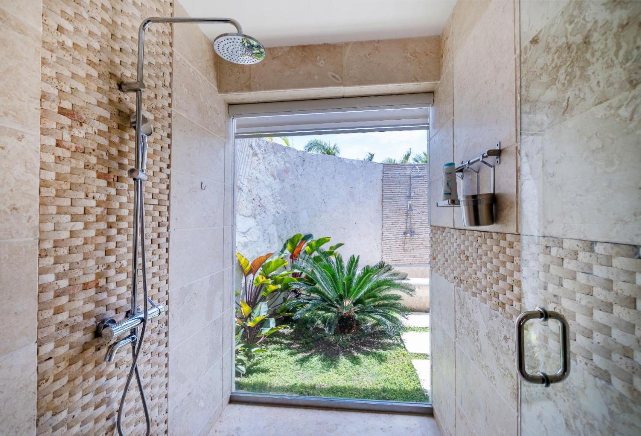 Stunning With Private Pool And Jacuzzi In Villa *