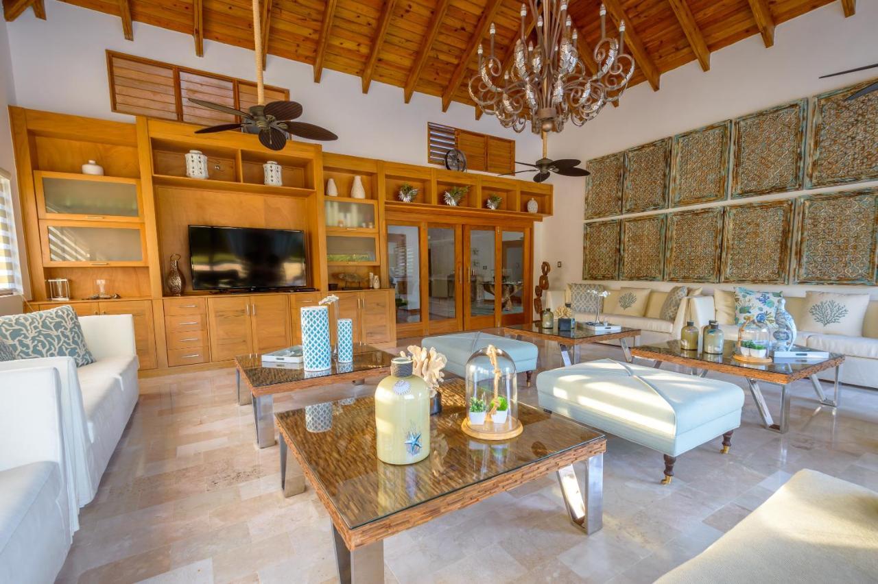 Stunning With Private Pool And Jacuzzi In * La Romana
