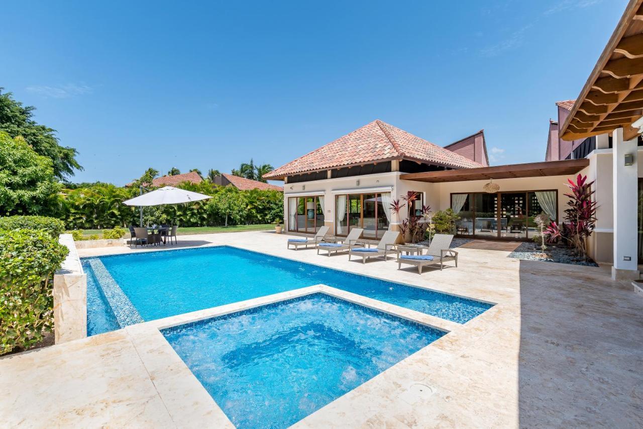 Stunning With Private Pool And Jacuzzi In Villa *