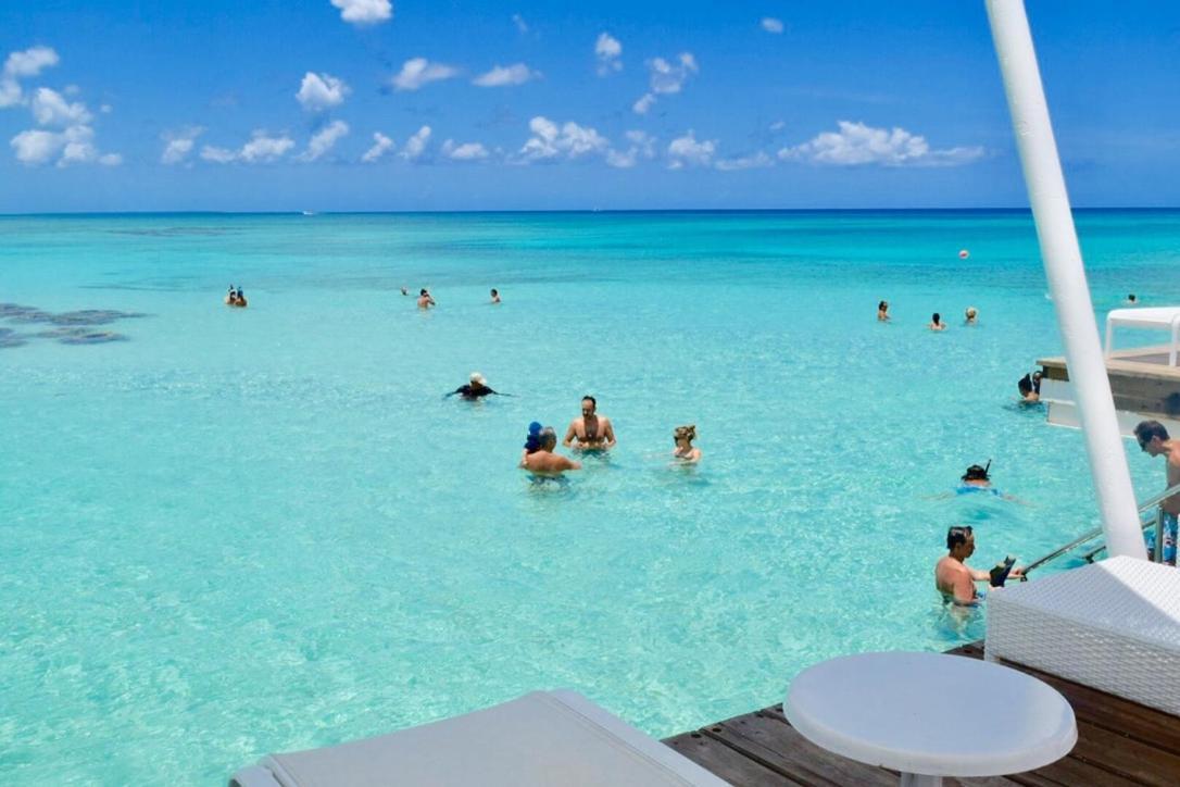 Apartment Ocean Front 3br @cadaquescaribe Bayahibe *