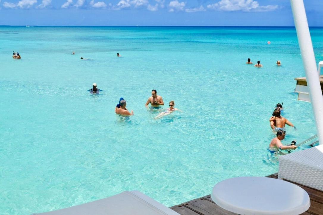 Apartment Ocean Front 3br @cadaquescaribe Bayahibe *