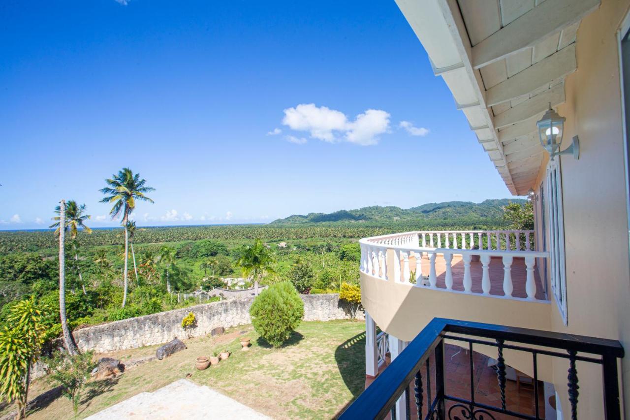 Villa Lutix Village