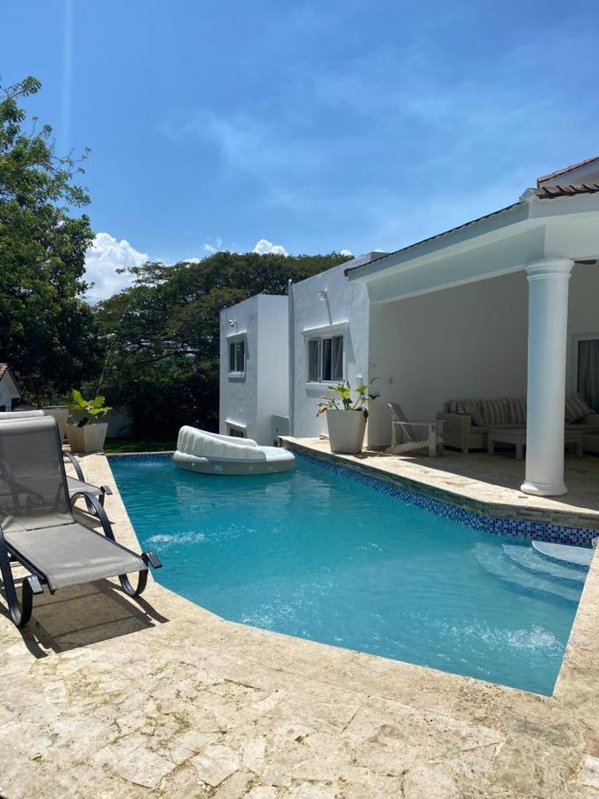 Playa Laguna 155 4 Bedroom Villa *