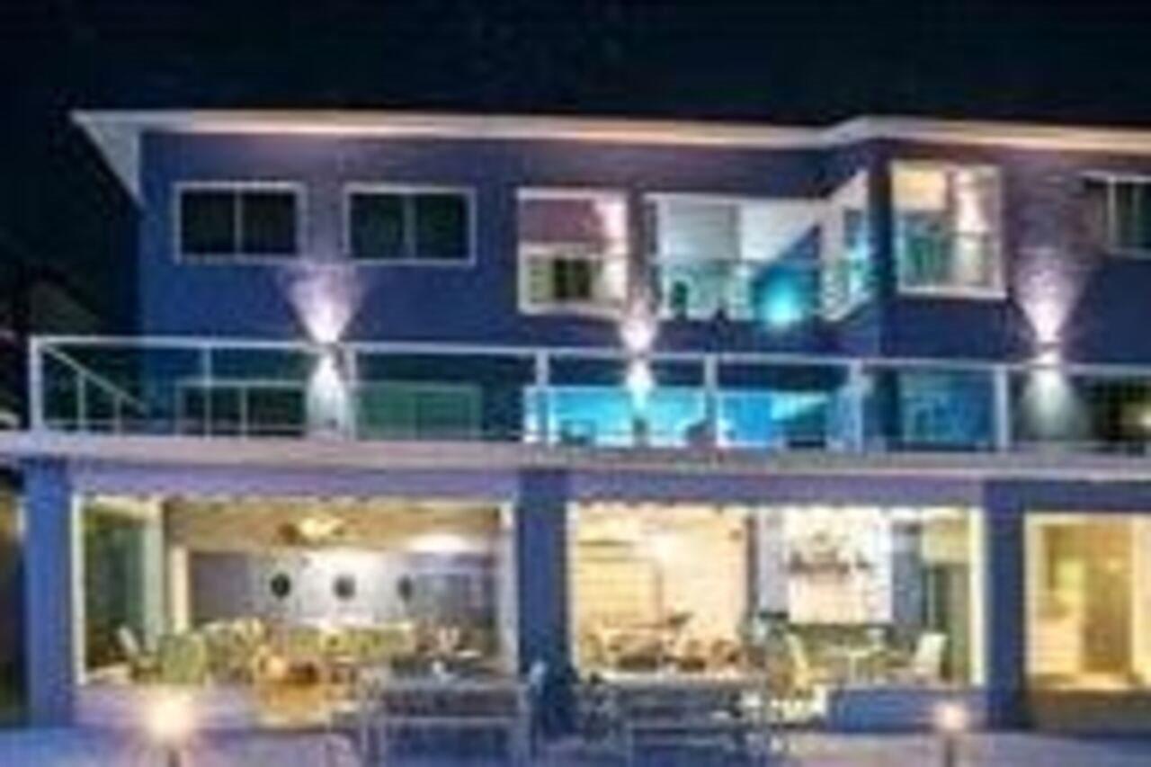 Coast Hotel