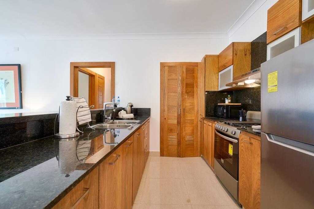 Escape Apartments, Balcony, Pool, Gym & In La Julia