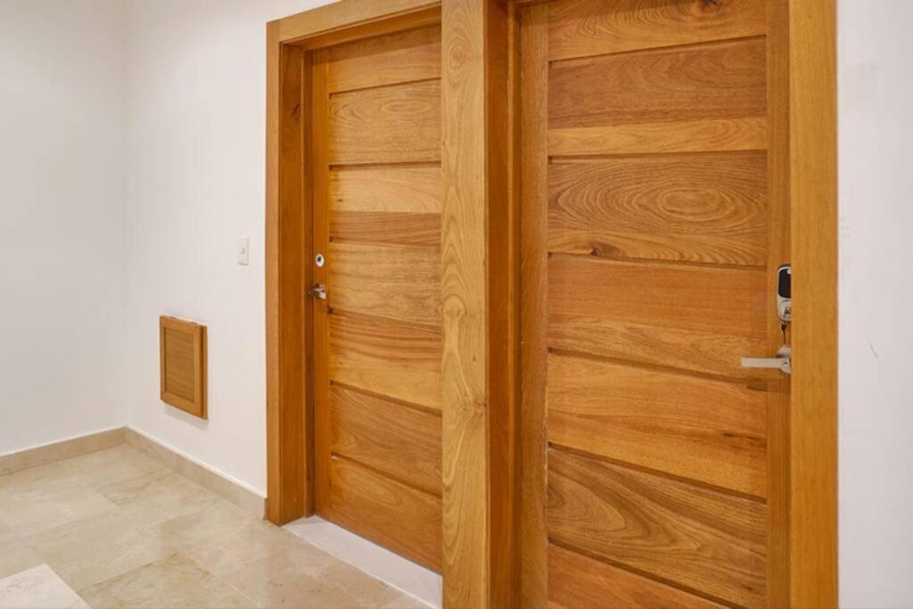 Escape Apartments, Balcony, Pool, Gym & In La Julia Apartment *