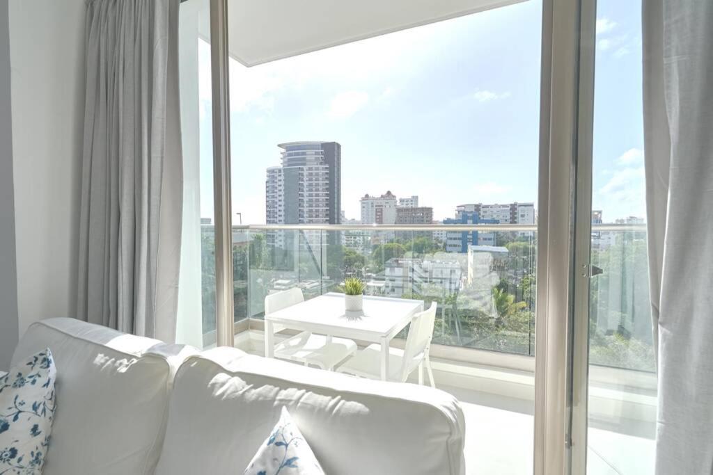 Escape Apartment, Balcony, Pool & Gym In La Julia Apartment Santo Domingo