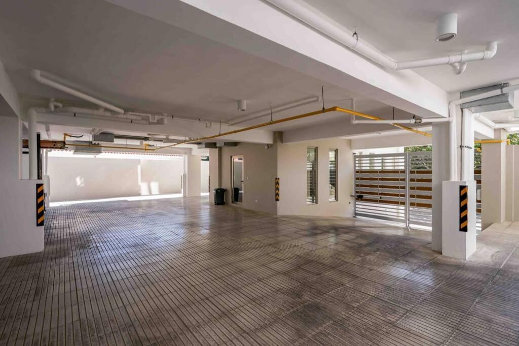 Escape Apartment, Balcony, Pool & Gym In La Julia