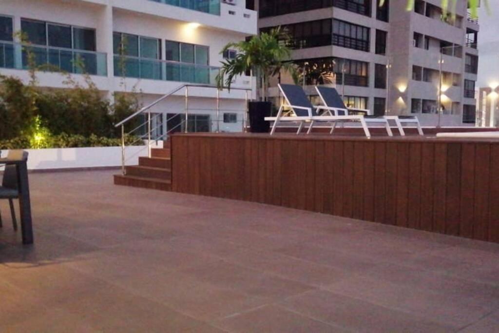 Escape Apartment, Balcony, Pool & Gym In La Julia * Santo Domingo