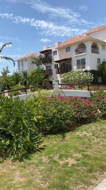 Cadaques Caribe Panarea 056