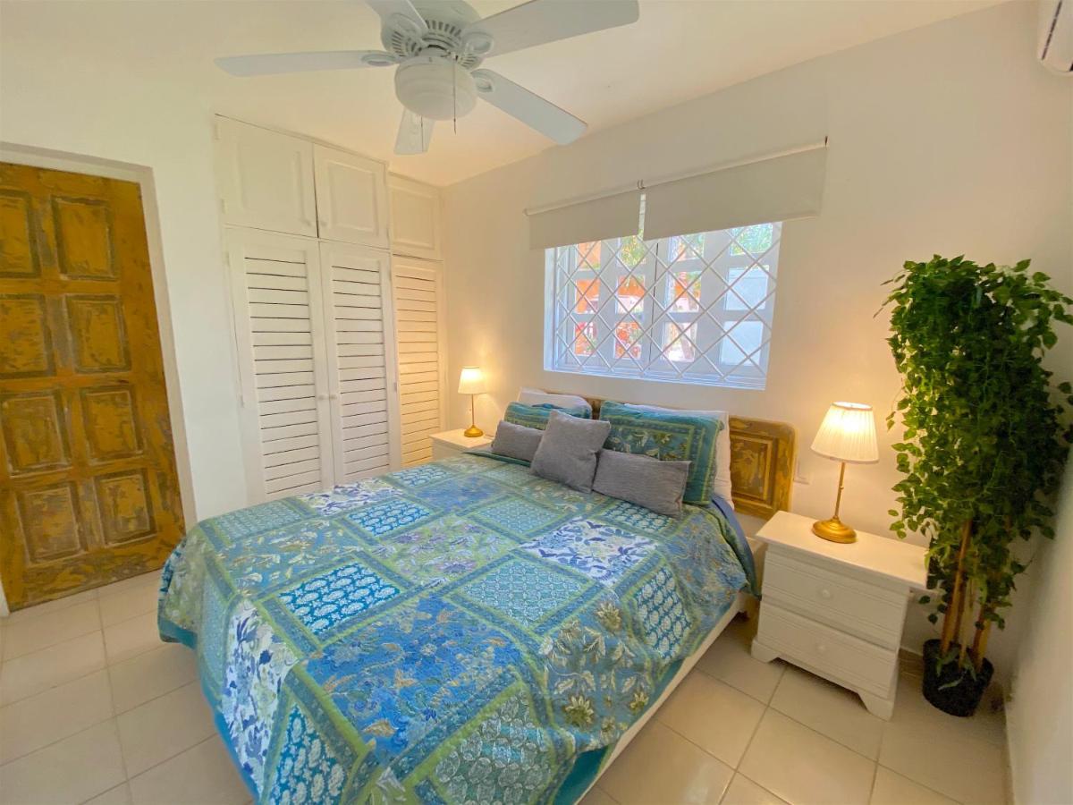 Deluxe Playa Corales - Pool, Bbq, Club, Wifi Apartment *
