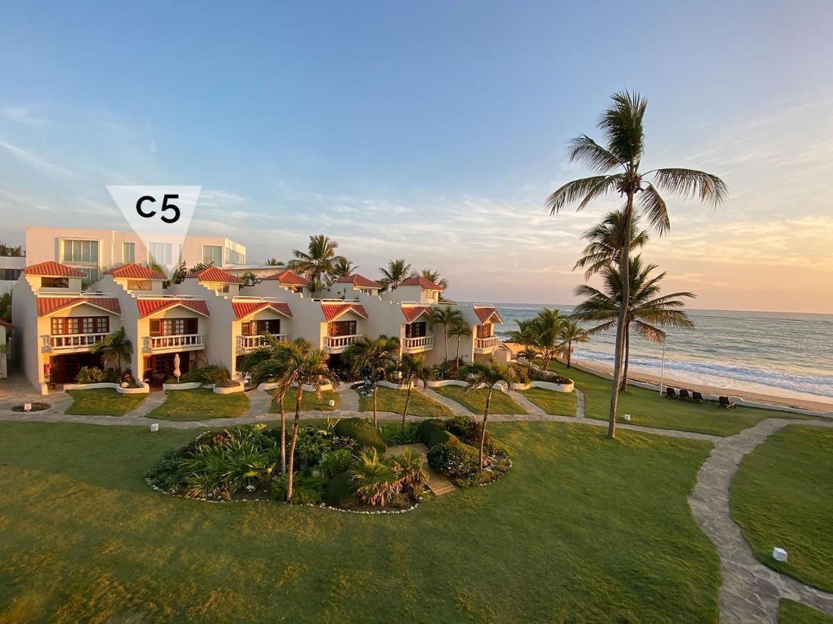 Aparthotel Beachfront At Nanny Estate C-5 *