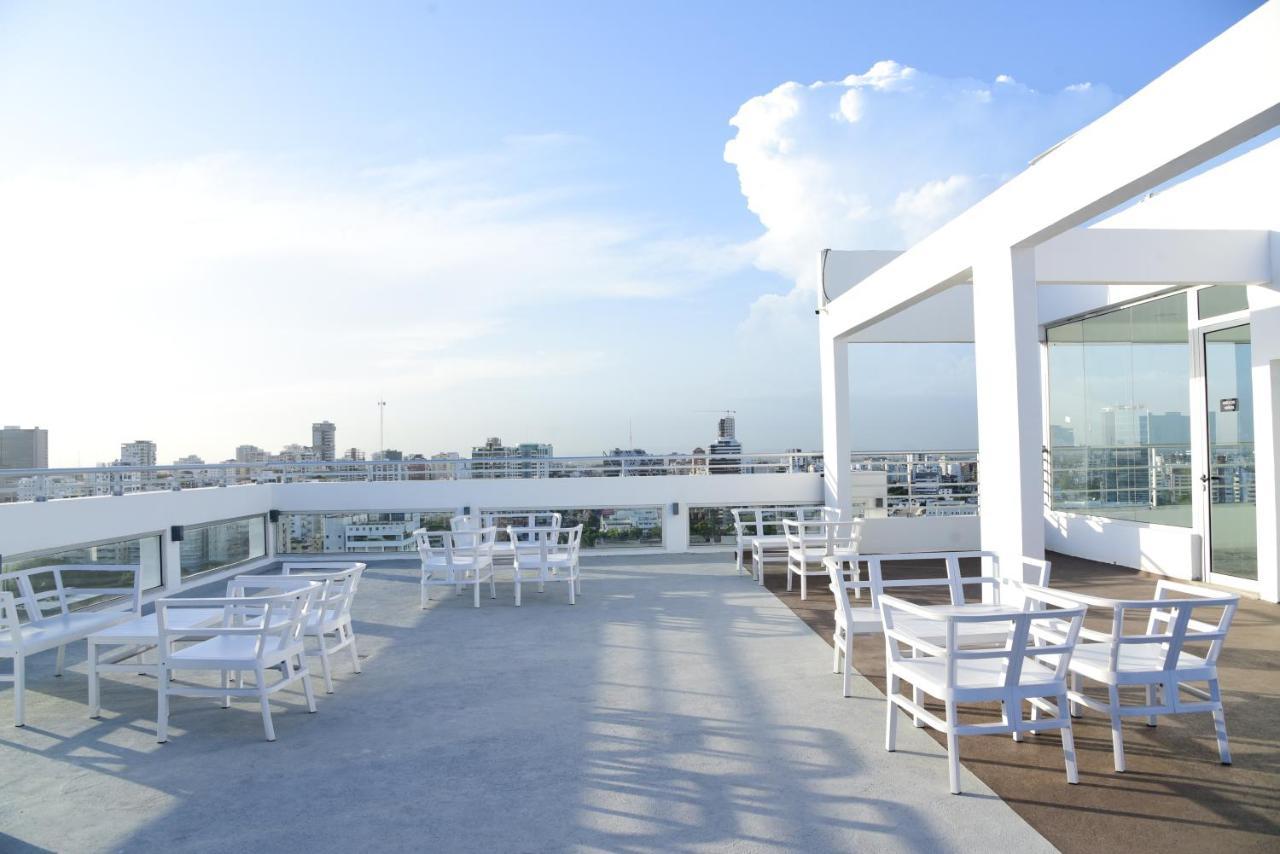 S1401 En Downtown Apartment *