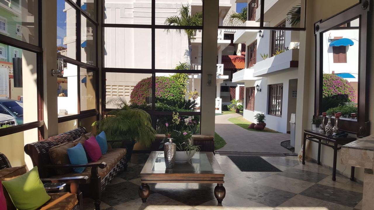 Hotel By The Sea 3*