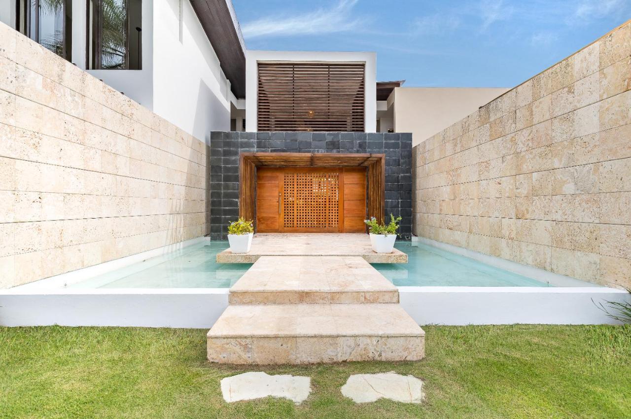 Exclusive And Club Pool Punta Cana
