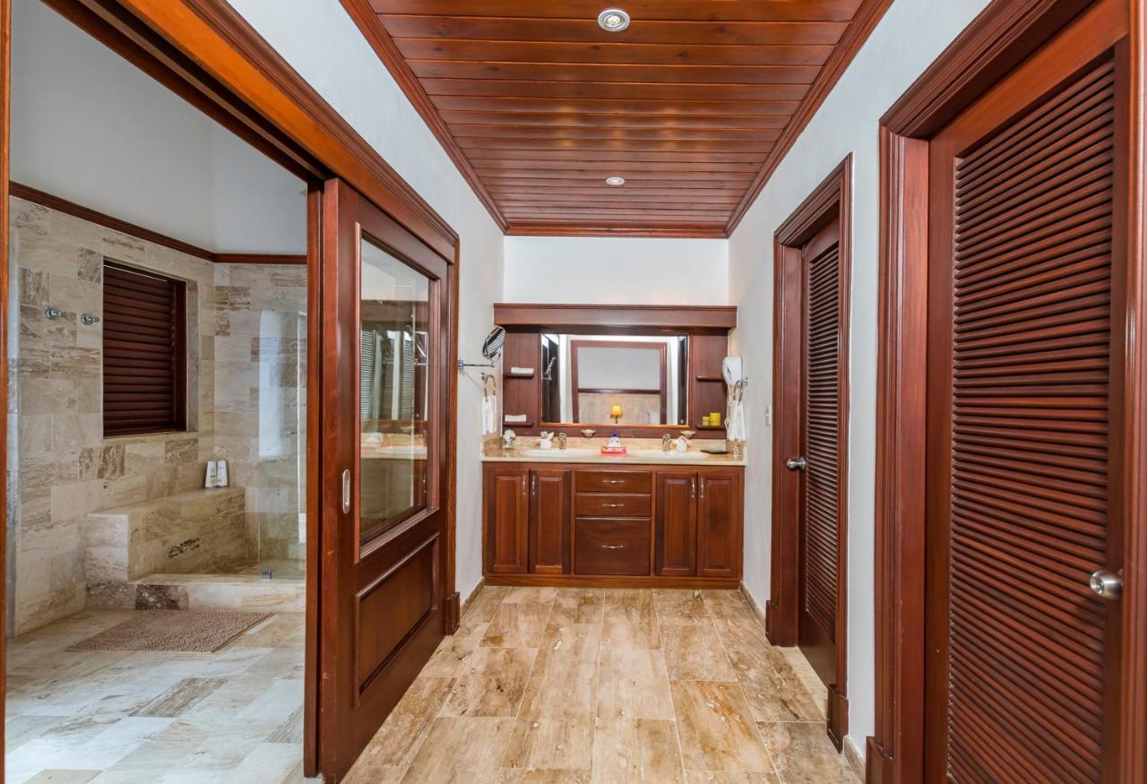 Villa Luxury - Private Paradise At