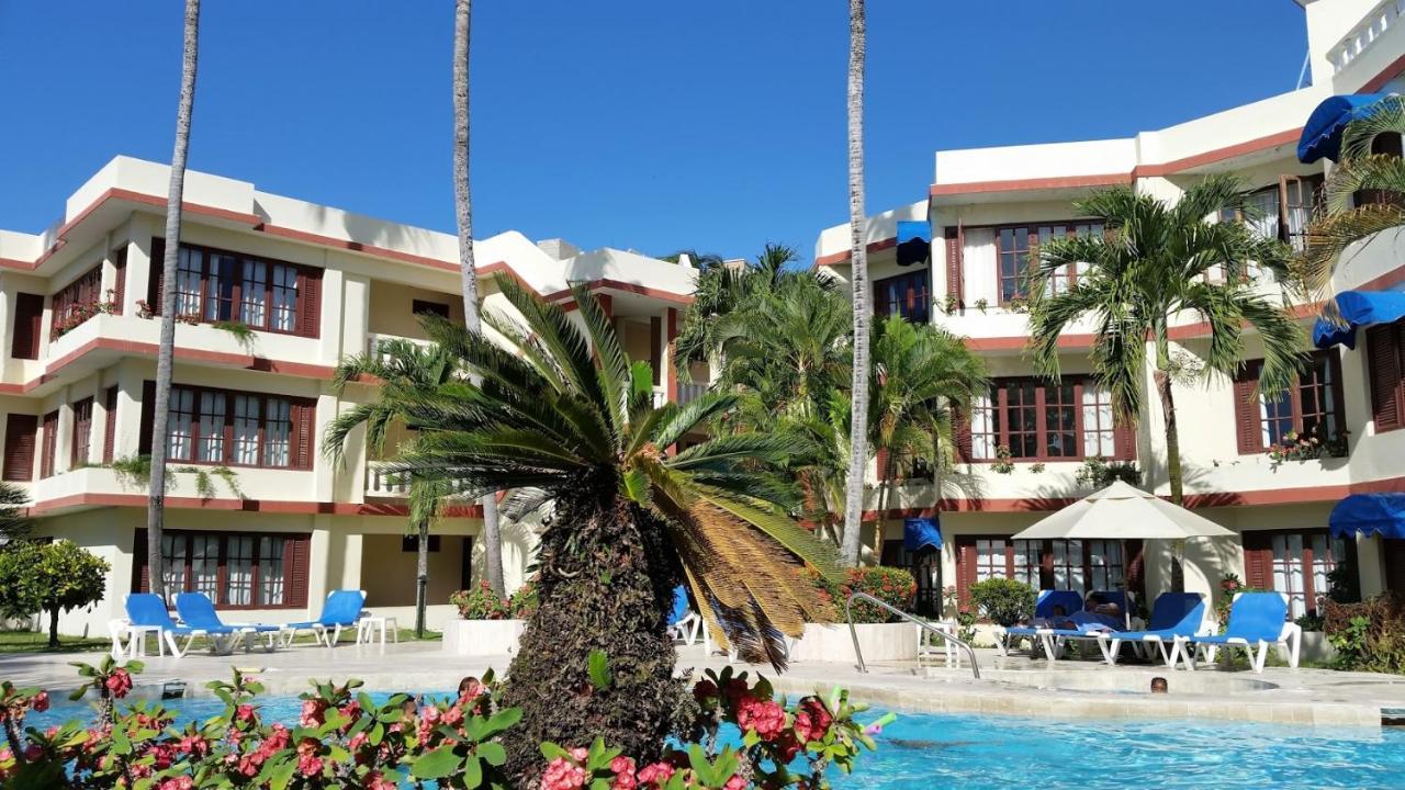By The Sea Hotel