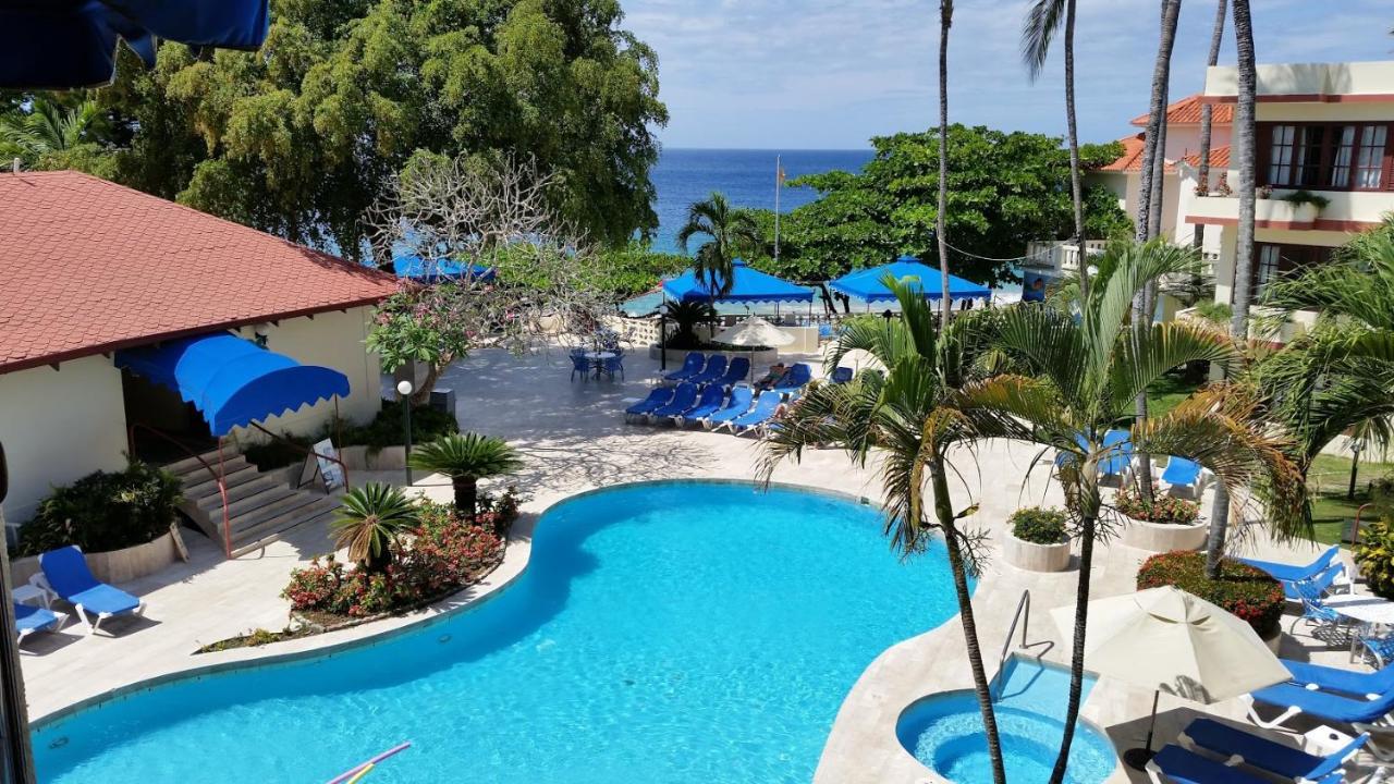 By The Sea Hotel