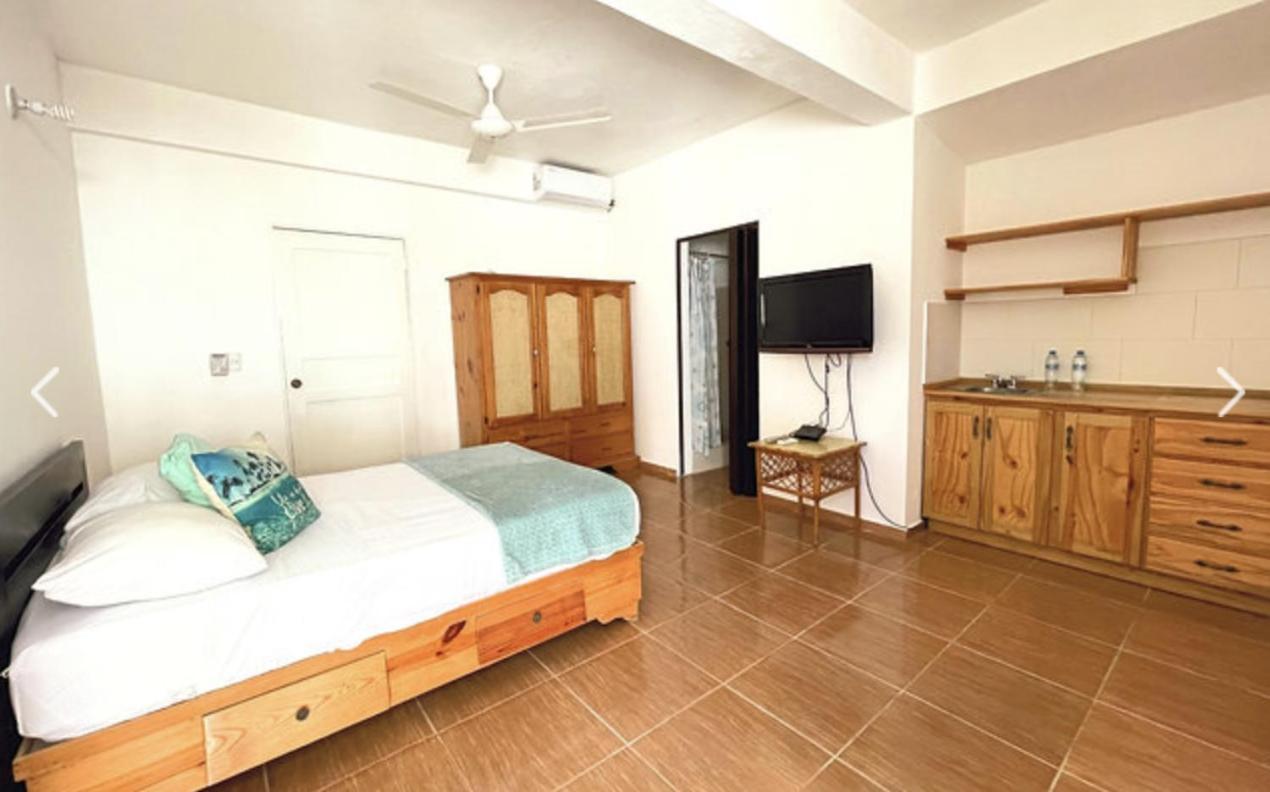 Solaz Boutique Hotel 2*