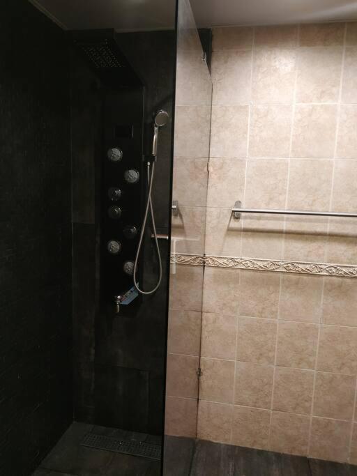 Modern, Welcoming Studio, Ocean View In *