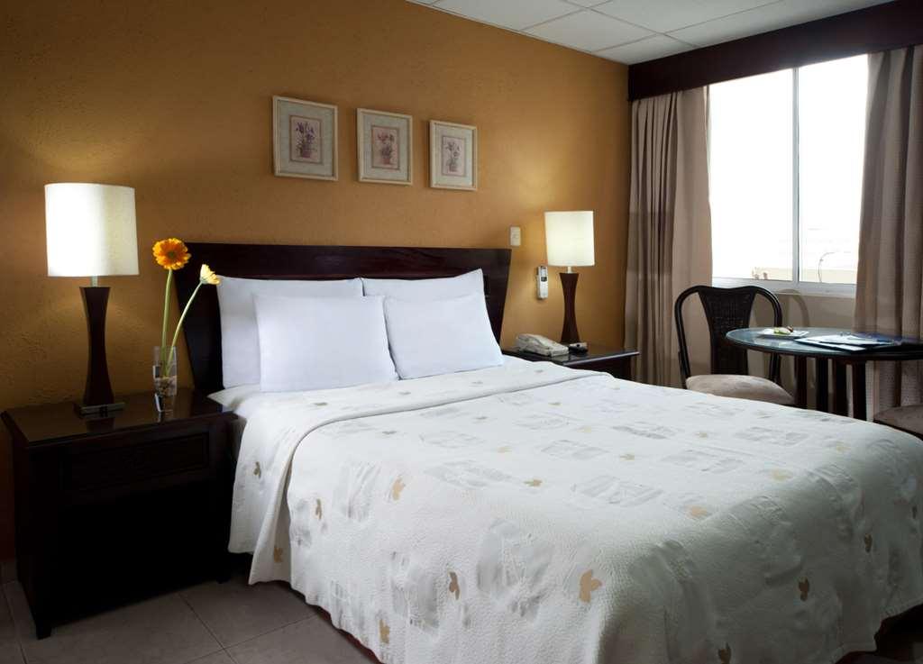 Hodelpa Centro Plaza Hotel 3*