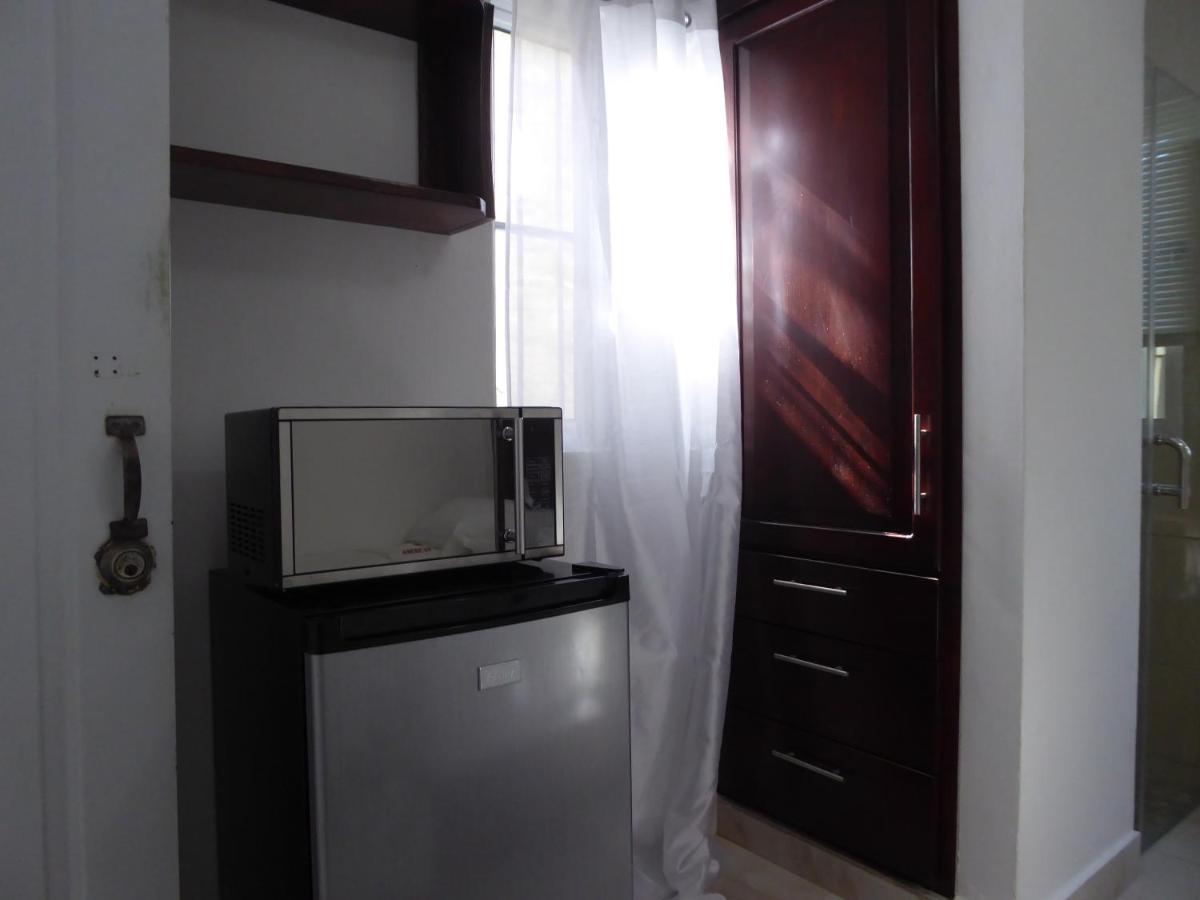 Bed & Breakfast Cozy Studios-private Entrance- Hs Internet-ac-hot Water-backup Generator-near The *