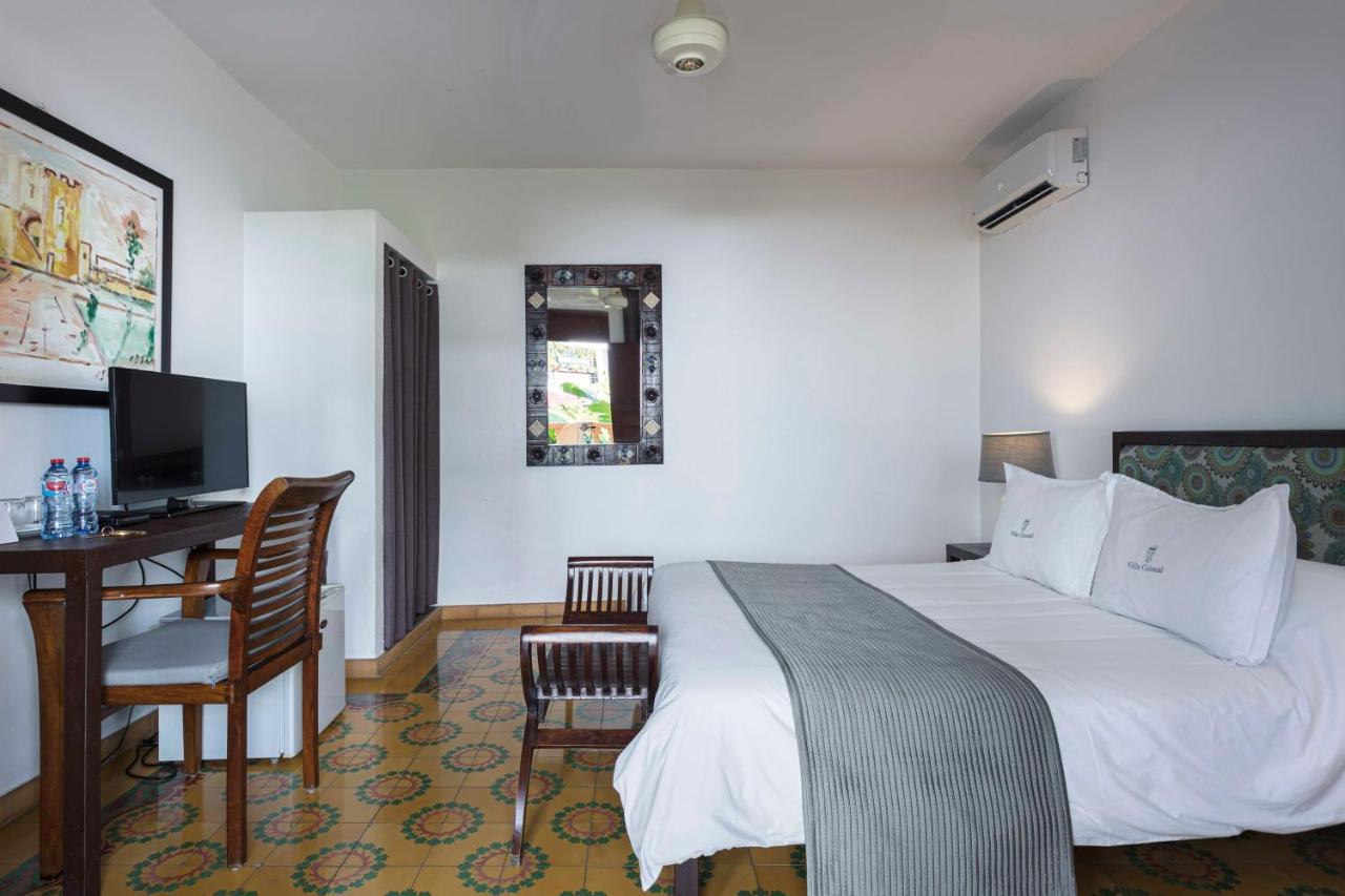 Colonial Hotel