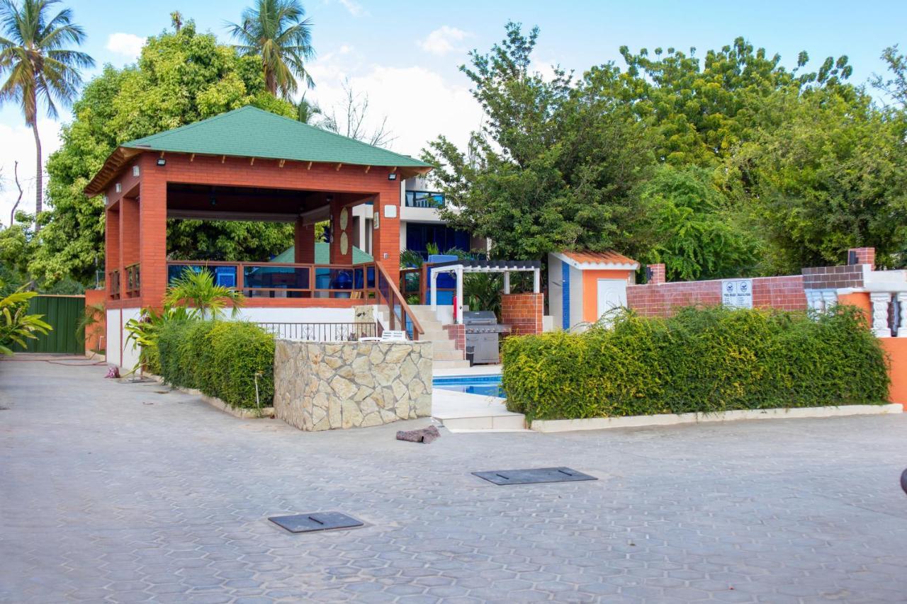 Villa En Residencial Sfa *