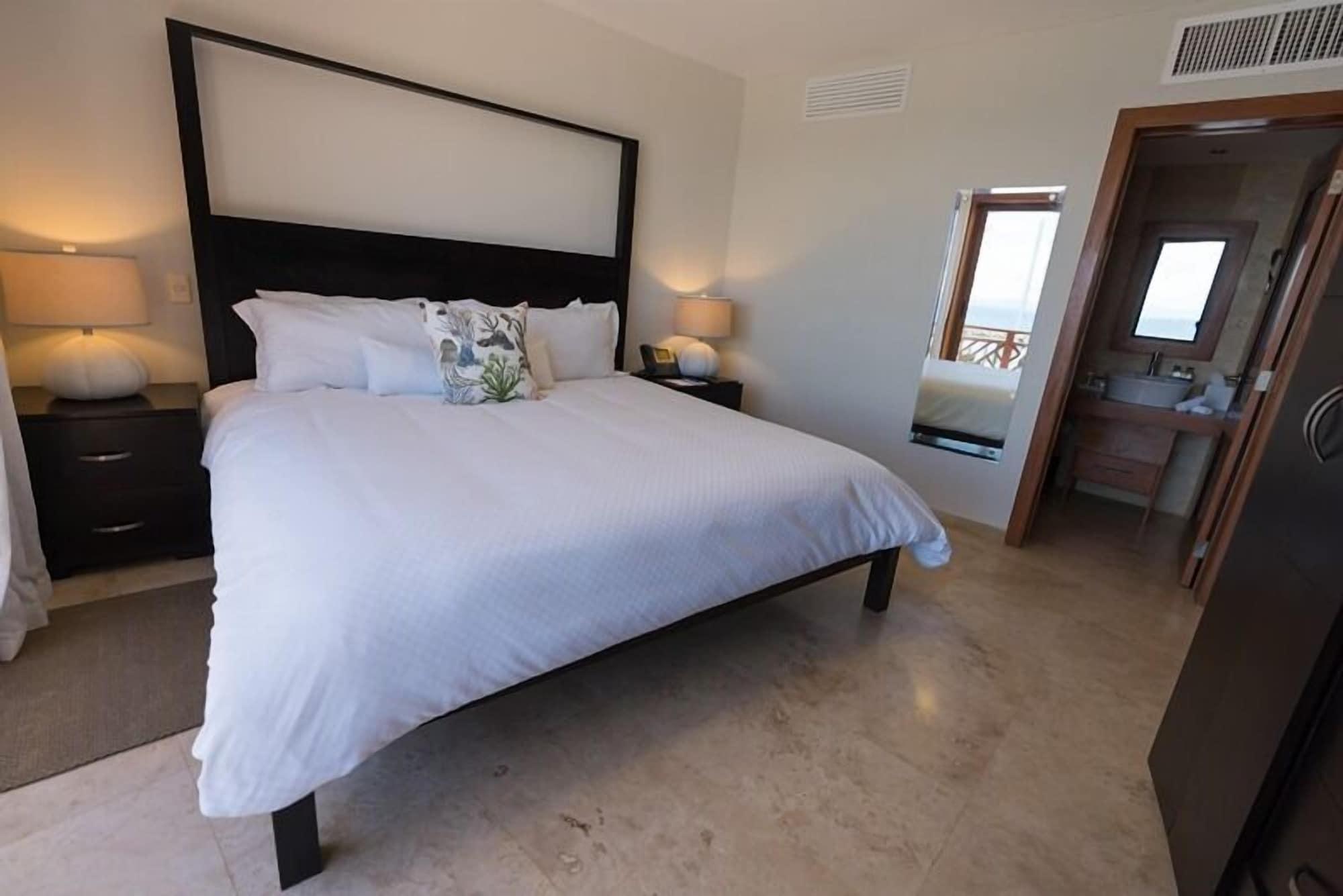 Hotel The Bannister & Yacht Club By Mint