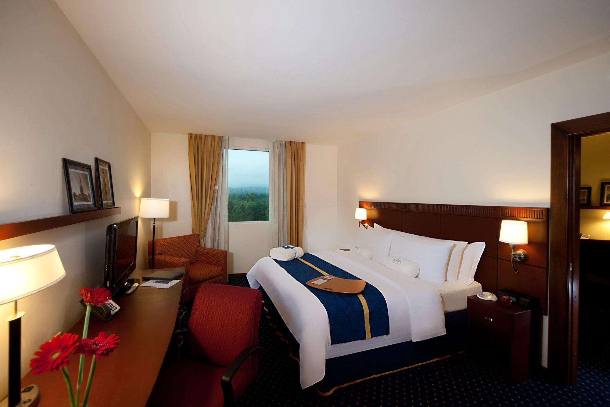 Hodelpa Garden Court Hotel