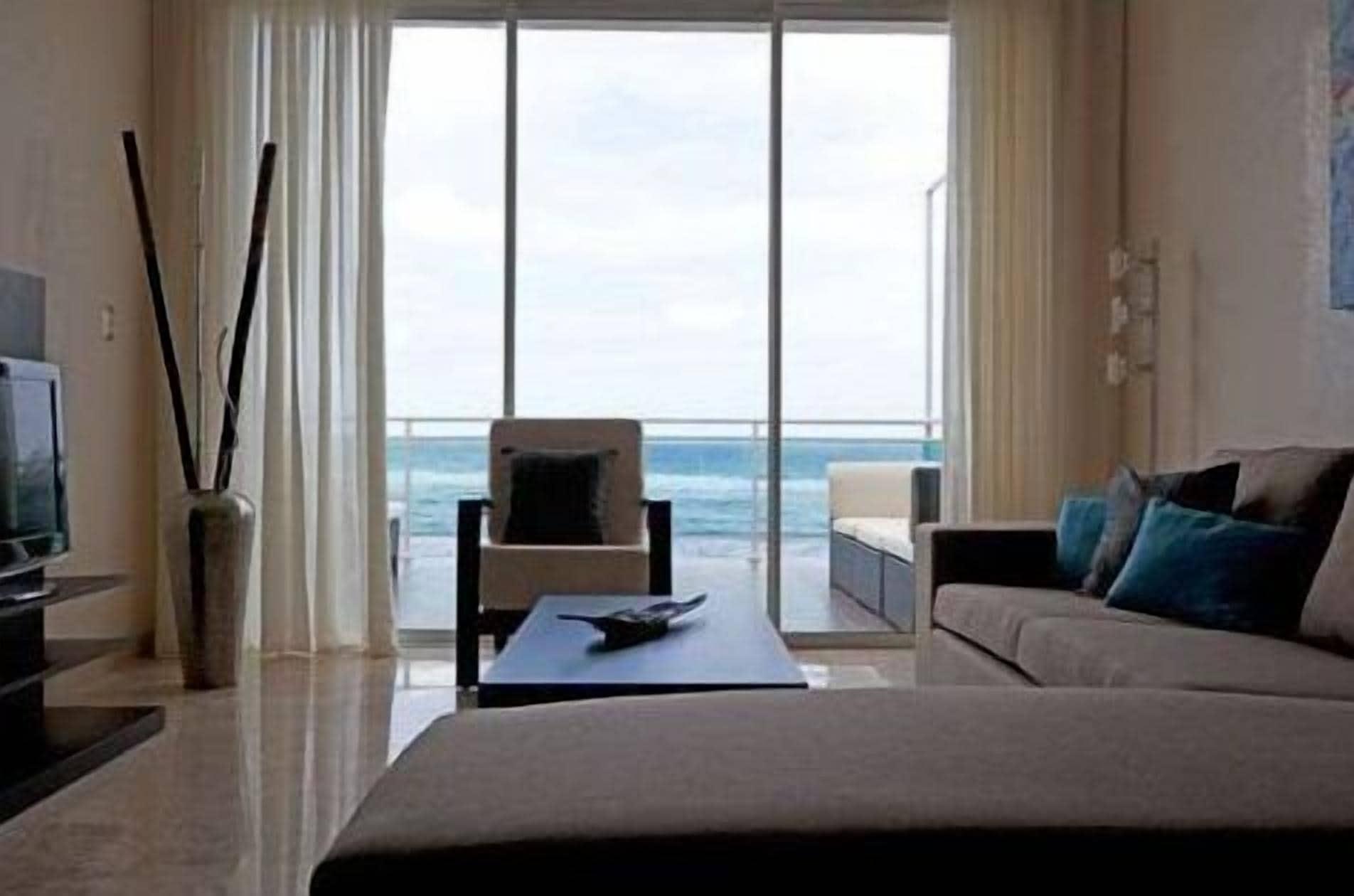 Watermark Luxury Oceanfront Hotel 4*