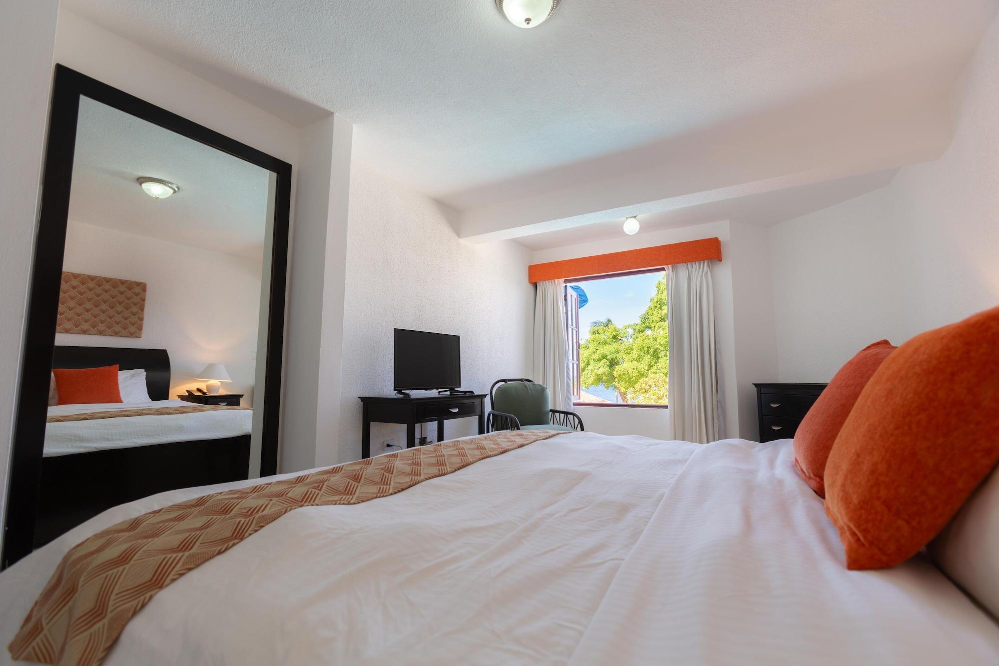 By The Sea Hotel 3*
