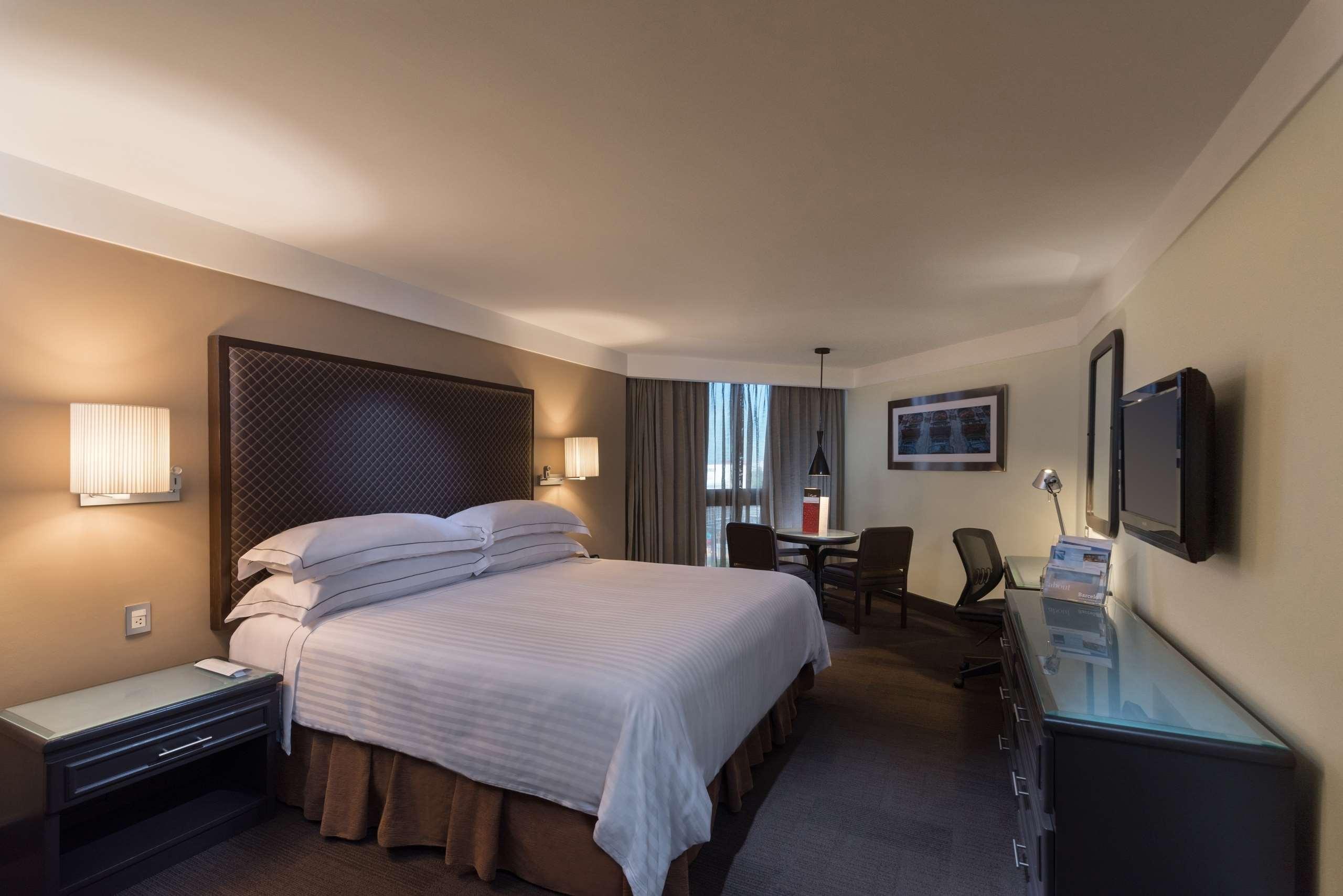 Hotel Barcelo Santo Domingo
