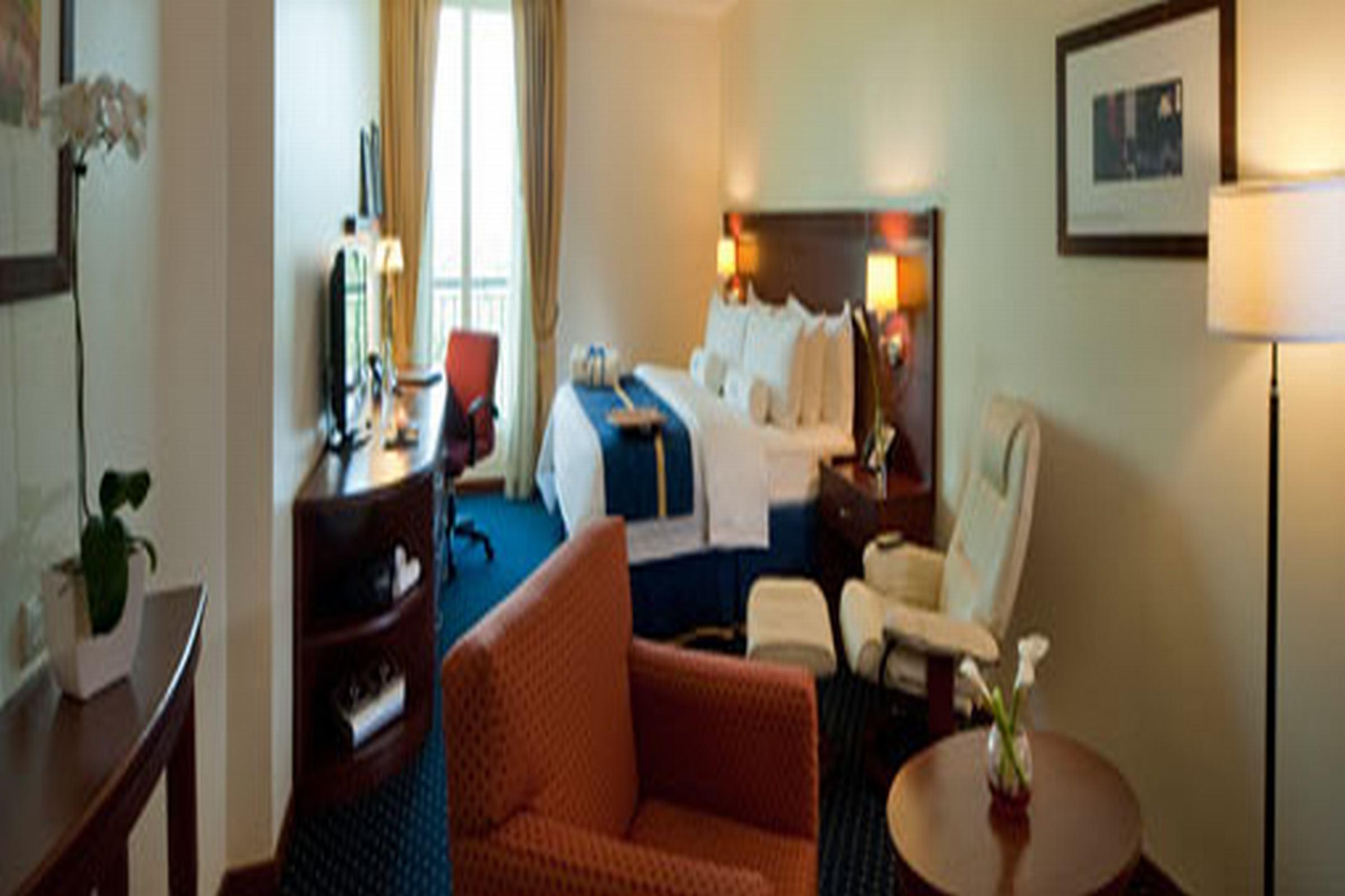 Hotel Hodelpa Garden Court 4*