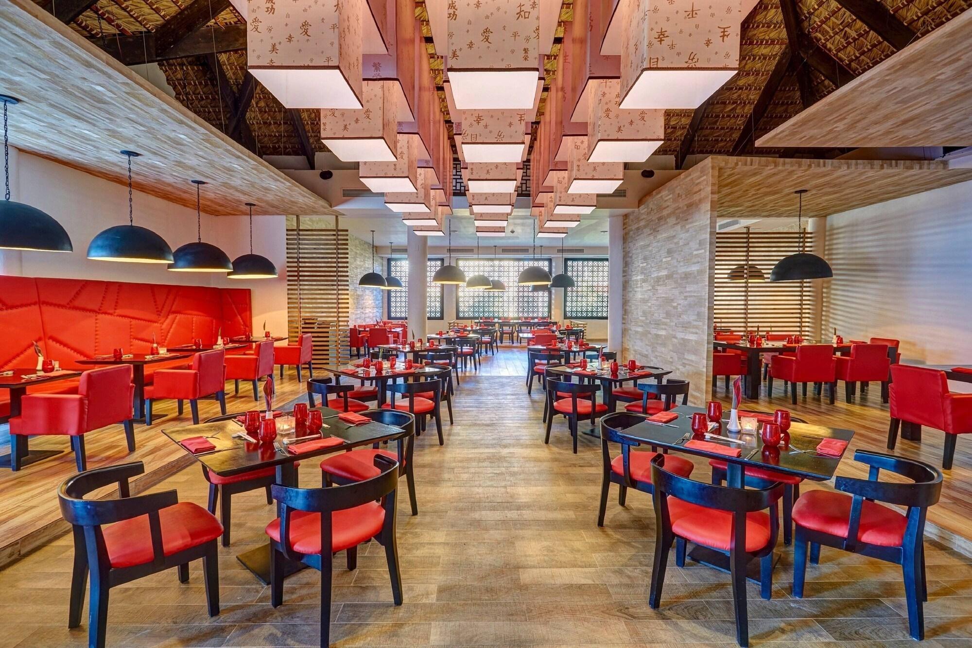 Hotel Royalton Punta Cana, An Autograph Collection & Casino Bavaro