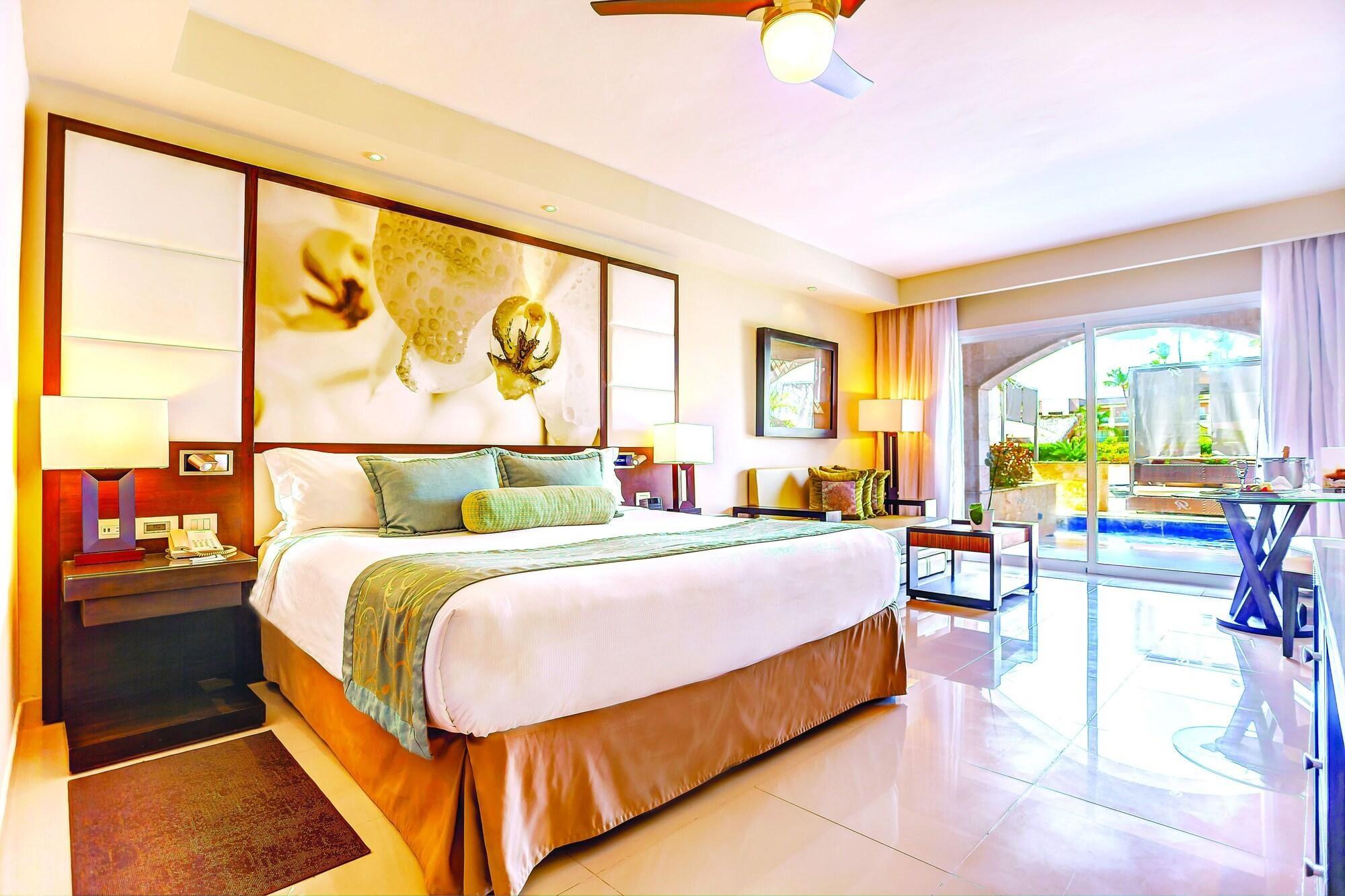 Royalton Punta Cana, An Autograph Collection & Casino Hotel 4*