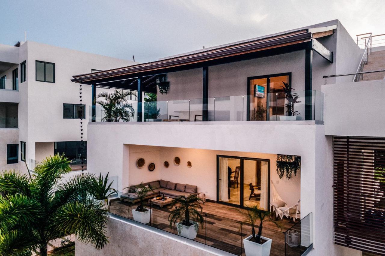 New Beachfront Penthouse Punta Popy *