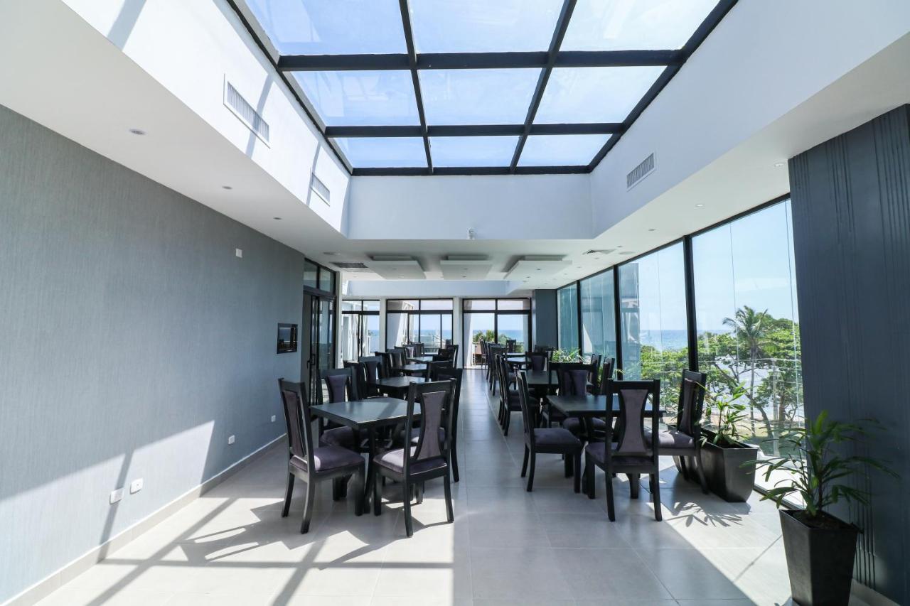Skylight Aparthotel