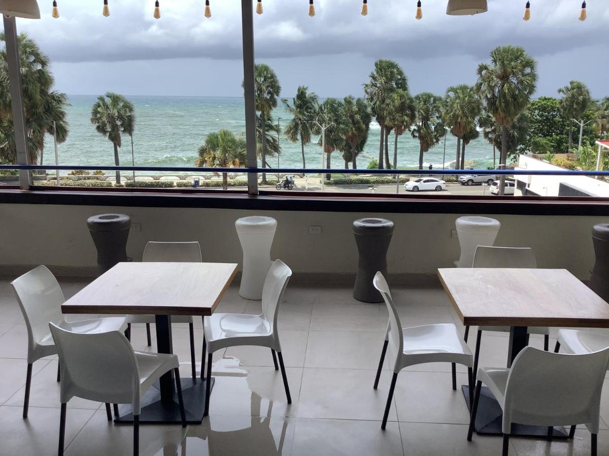 Hotel Blue Malecon And