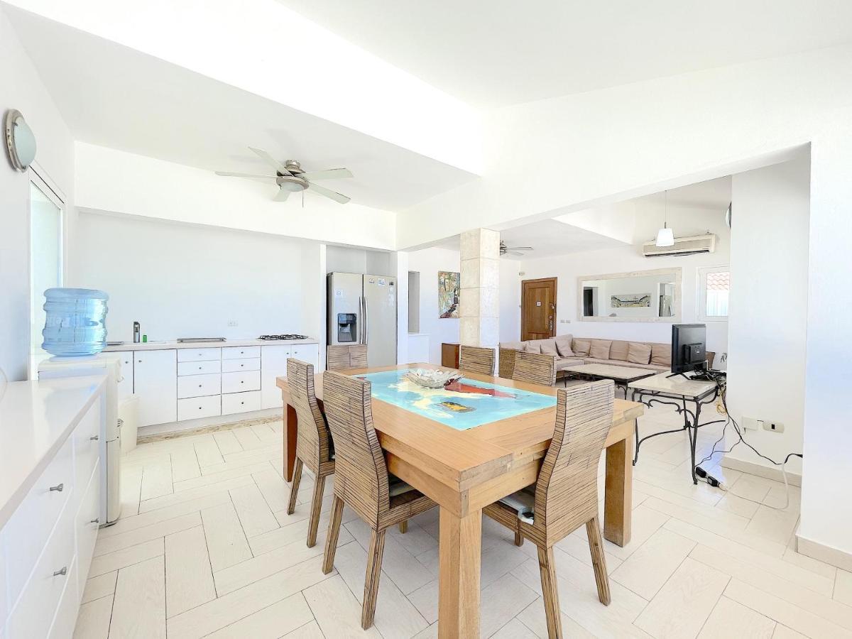 Beach Condo-hotel With Villas & Private Wifi Bbq Beach Club & Punta Cana