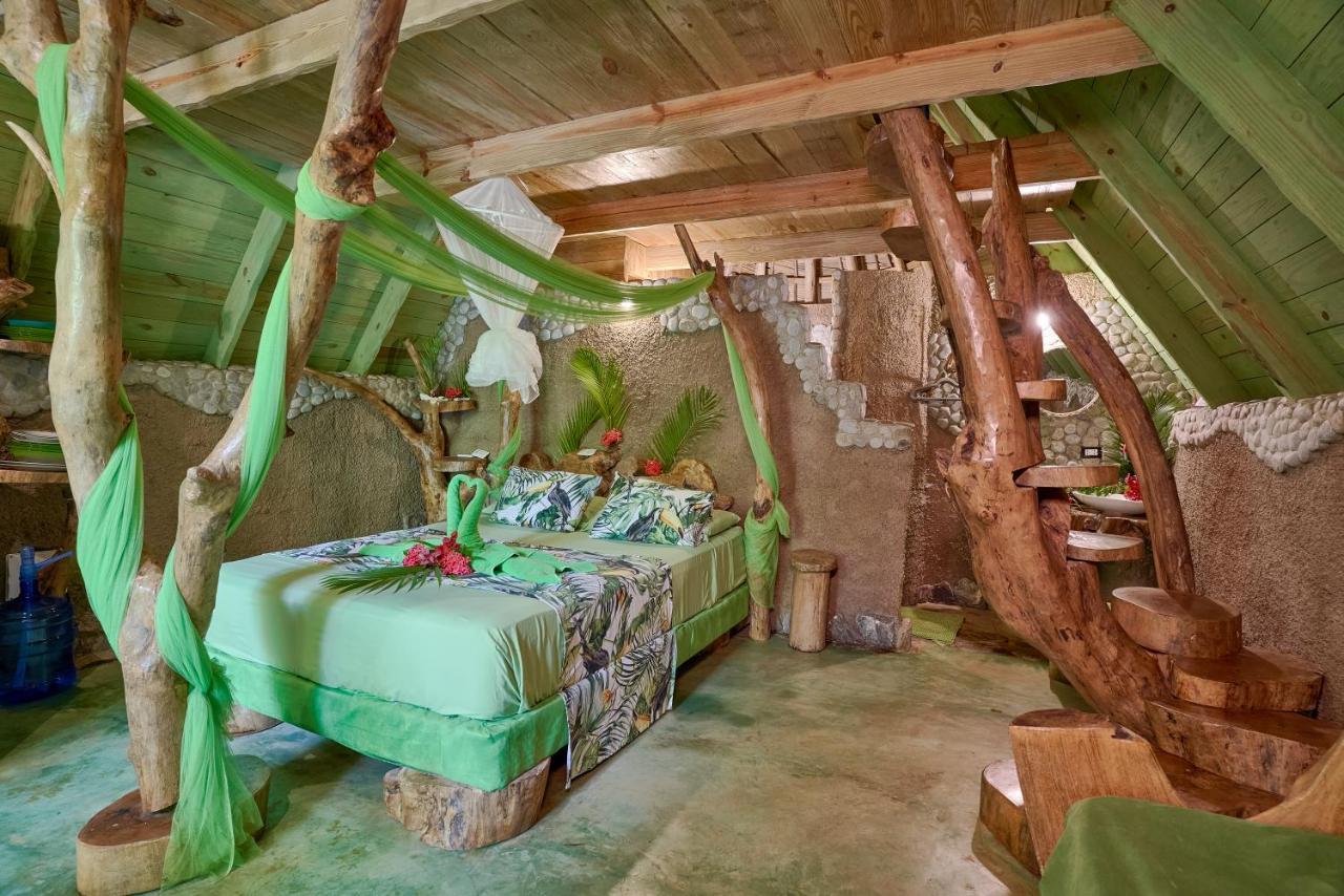 Tropical & Restaurant-pizzeria Bed & Breakfast 4*