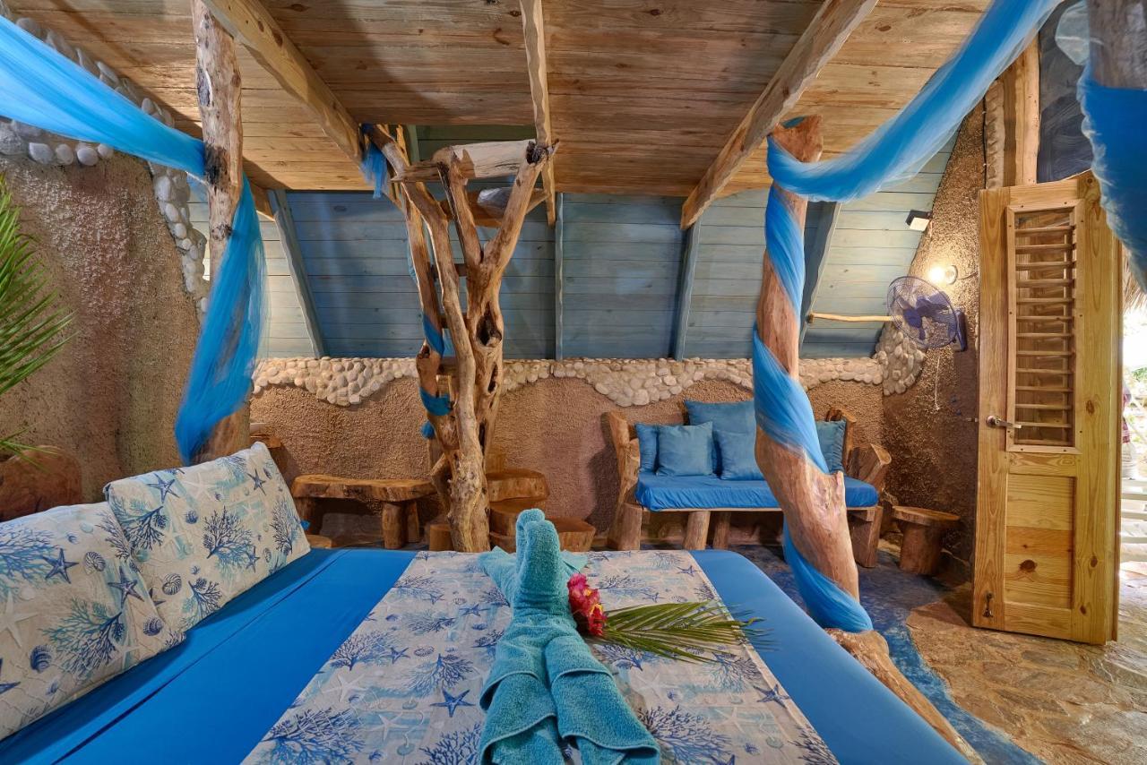 Tropical & Restaurant-pizzeria Bed & Breakfast Las Galeras