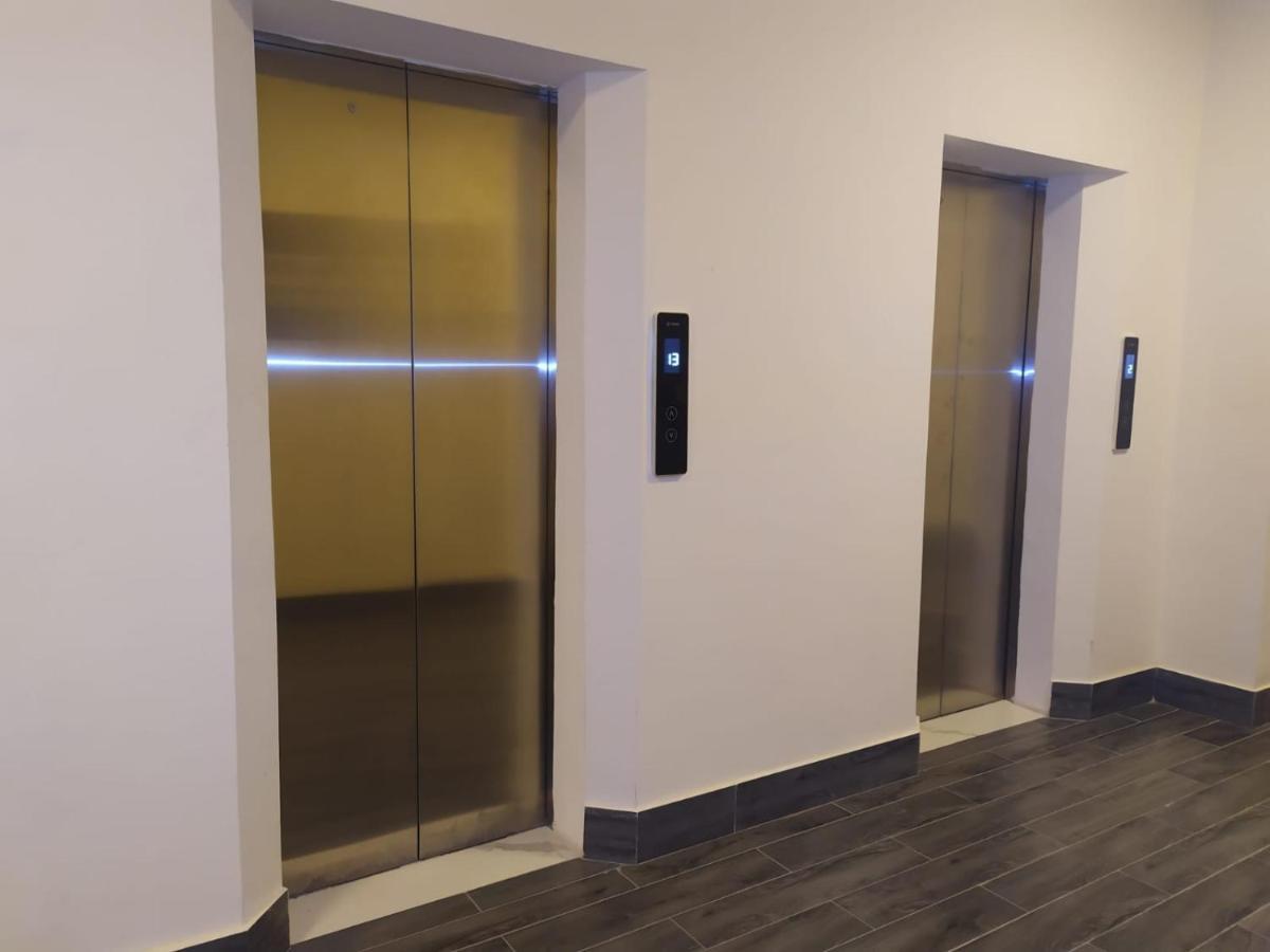 1br Luxury Jacuzzigym Mountains With Parking Lot Los Prados
