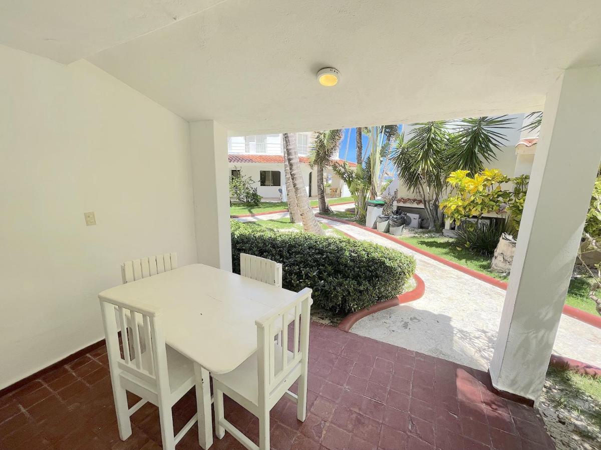 Resort Beach Condo-hotel With Villas & Private Wifi Bbq Beach Club &