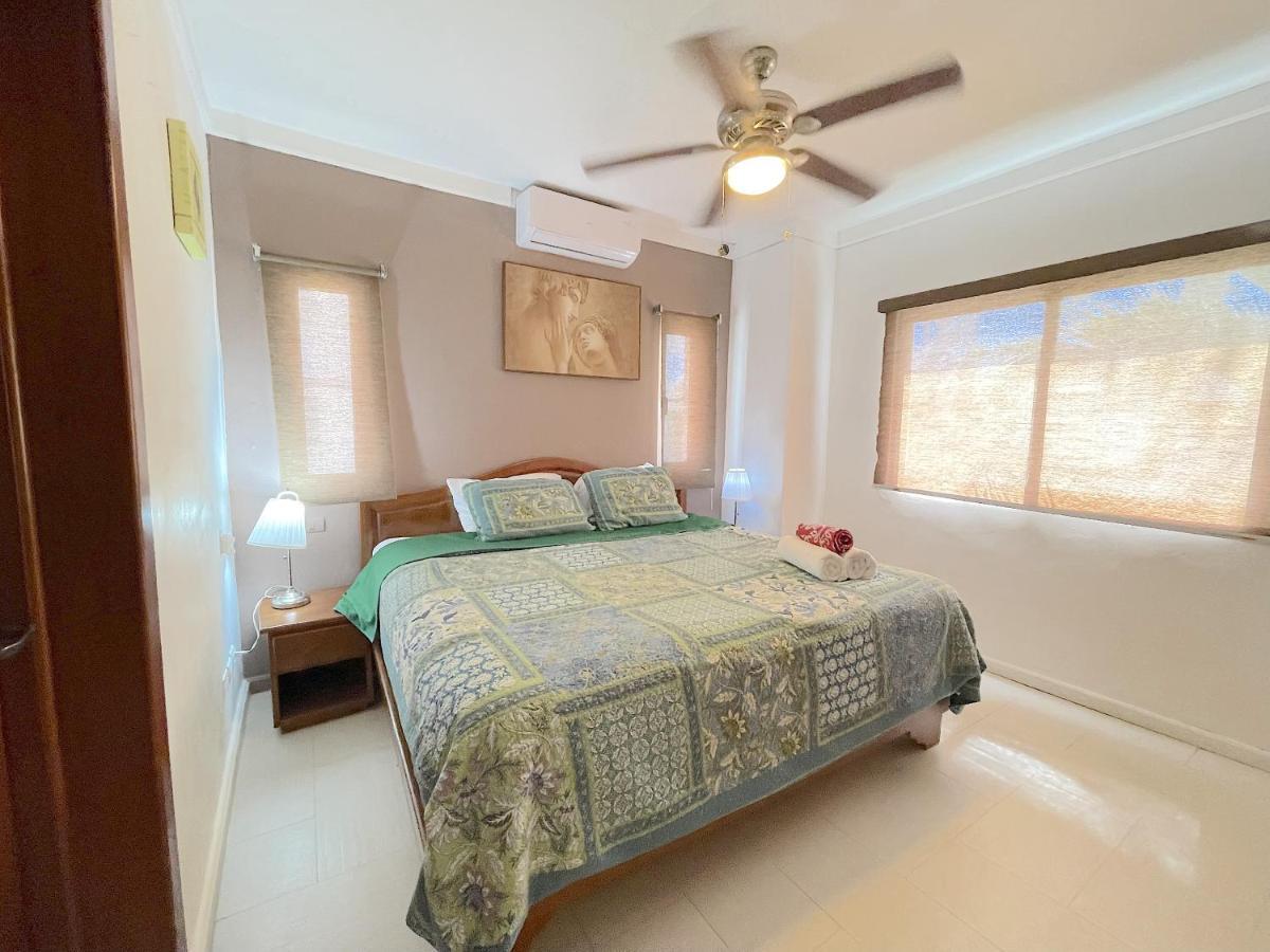Resort Beach Condo-hotel With Villas & Private Wifi Bbq Beach Club & Punta Cana
